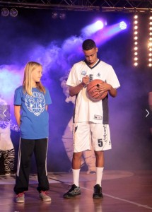 12042745_10153659103659375_5802509218163670367_n